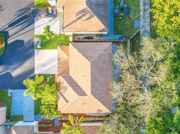 22161 SW 97th Ct, Cutler Bay, FL 33190