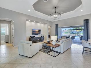 9091 Graphite Cir, Naples, FL 34120