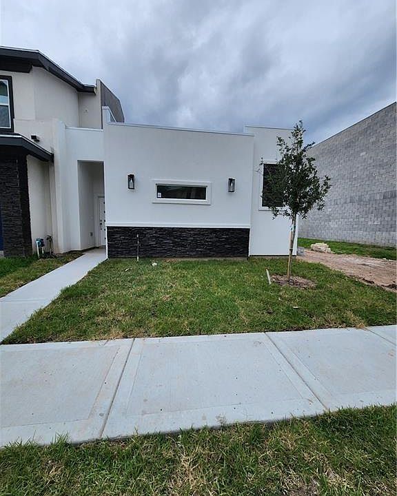 1st image of 6617 N 5th St