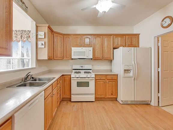 5th image of 311 Berkshire Dr