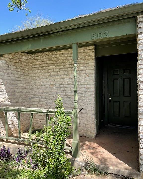 1st image of 502 Burlwood Ct