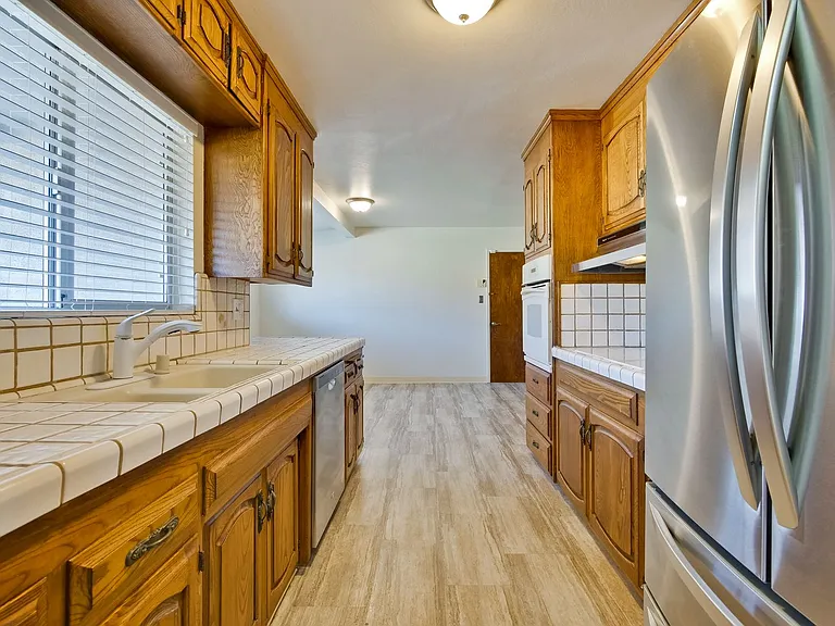 4712 Clarendon Dr — Photo 33