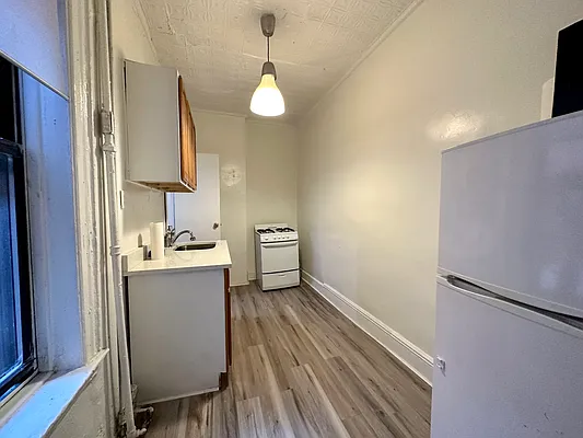 Rented by JB Mac Real Estate Inc. | media 19