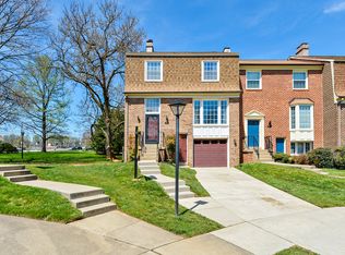 2916 Rensselaer Ct, Vienna, VA 22181