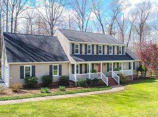 1420 Kingscross Rd, Midlothian, VA 23114