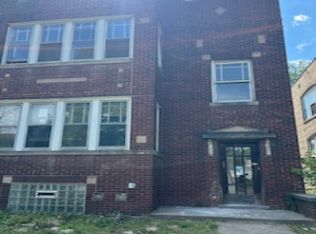 7150 S Eberhart Ave, Chicago, IL
