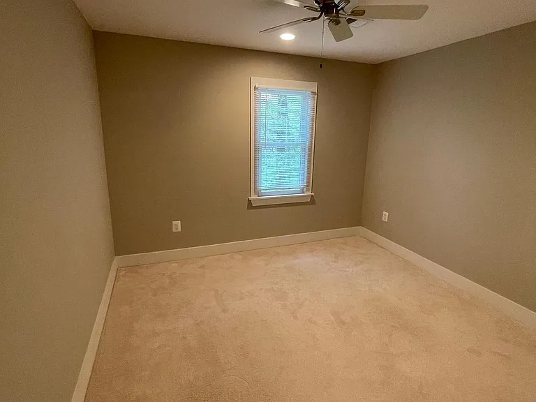 3428 Reedy Dr — Photo 28