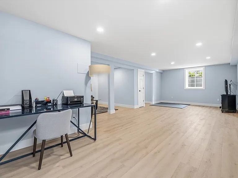 11 N Woods Rd — Photo 26