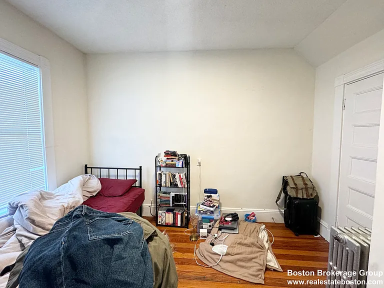692 Columbia Rd #3 — Photo 8