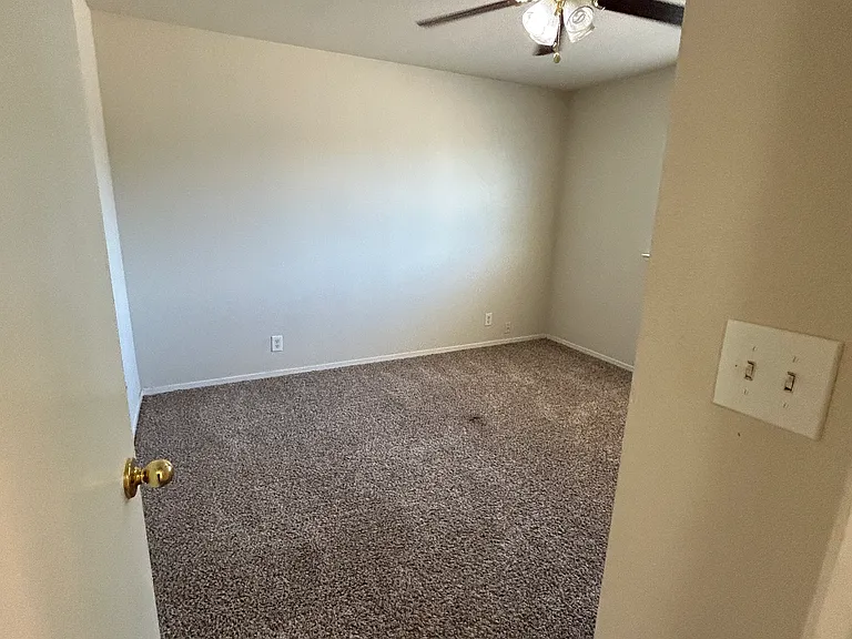 2426 S Siega Ave — Photo 13