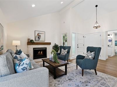 517 Alondra Dr, Huntington Beach, CA, 92648