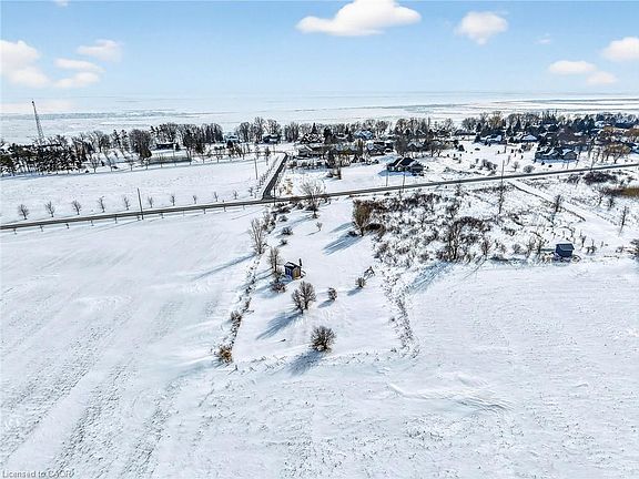 5th image of 360 Lighthouse Dr