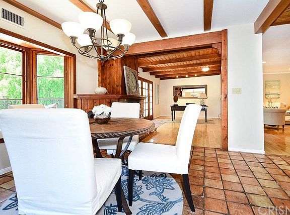 5th image of 8853 Gaviota Ave