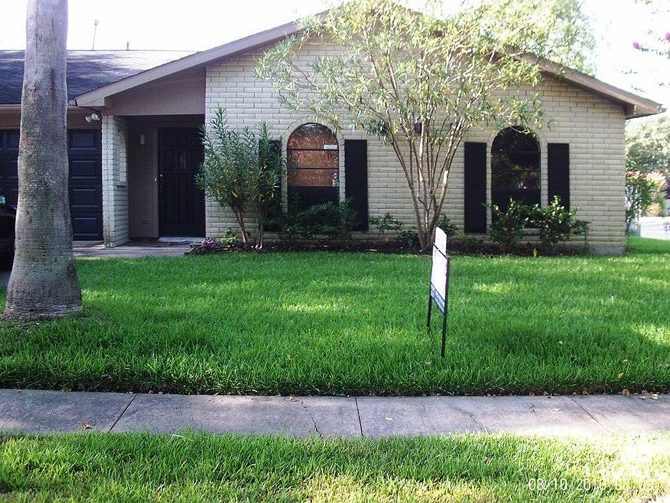 1st image of 2135 Quail Valley East Dr