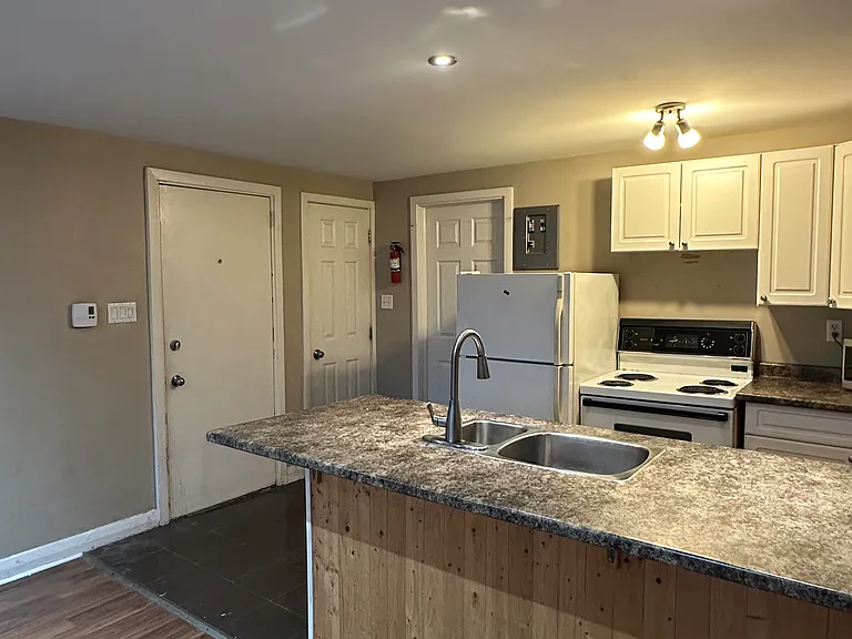 94 Hamilton Rd #2 — Photo 12