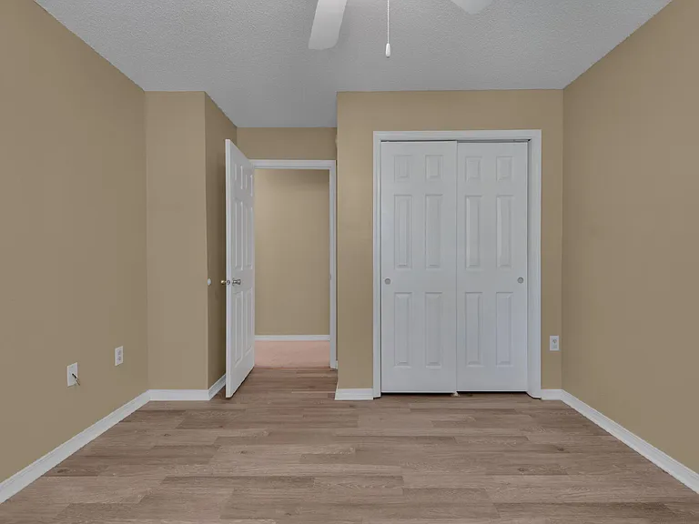 2125 Tom St — Photo 22