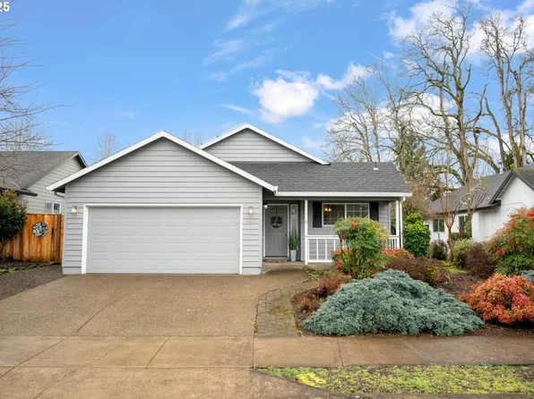 19439 Silverfox Pkwy, Oregon City, OR 97045