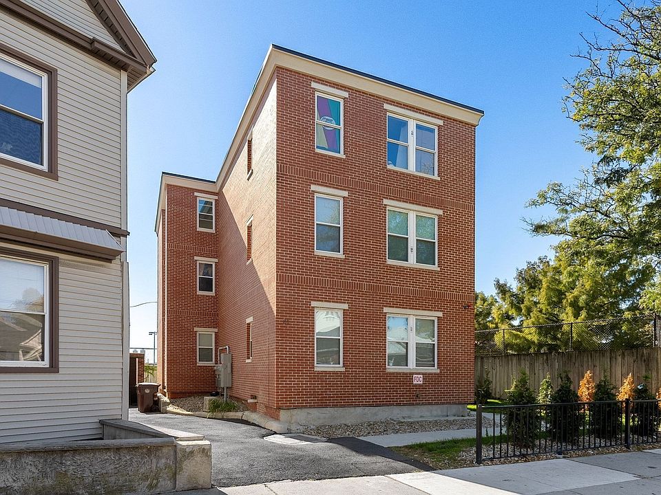 1st image of 81 Chelsea St