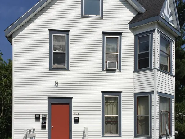 308 N Rowe St APT 3, Ludington, MI 49431