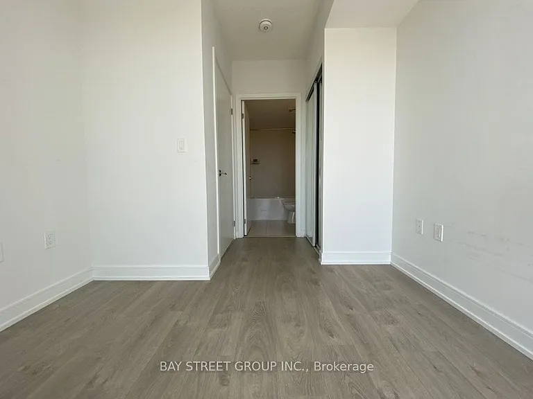 50 Wellesley St E #3106 — Photo 10