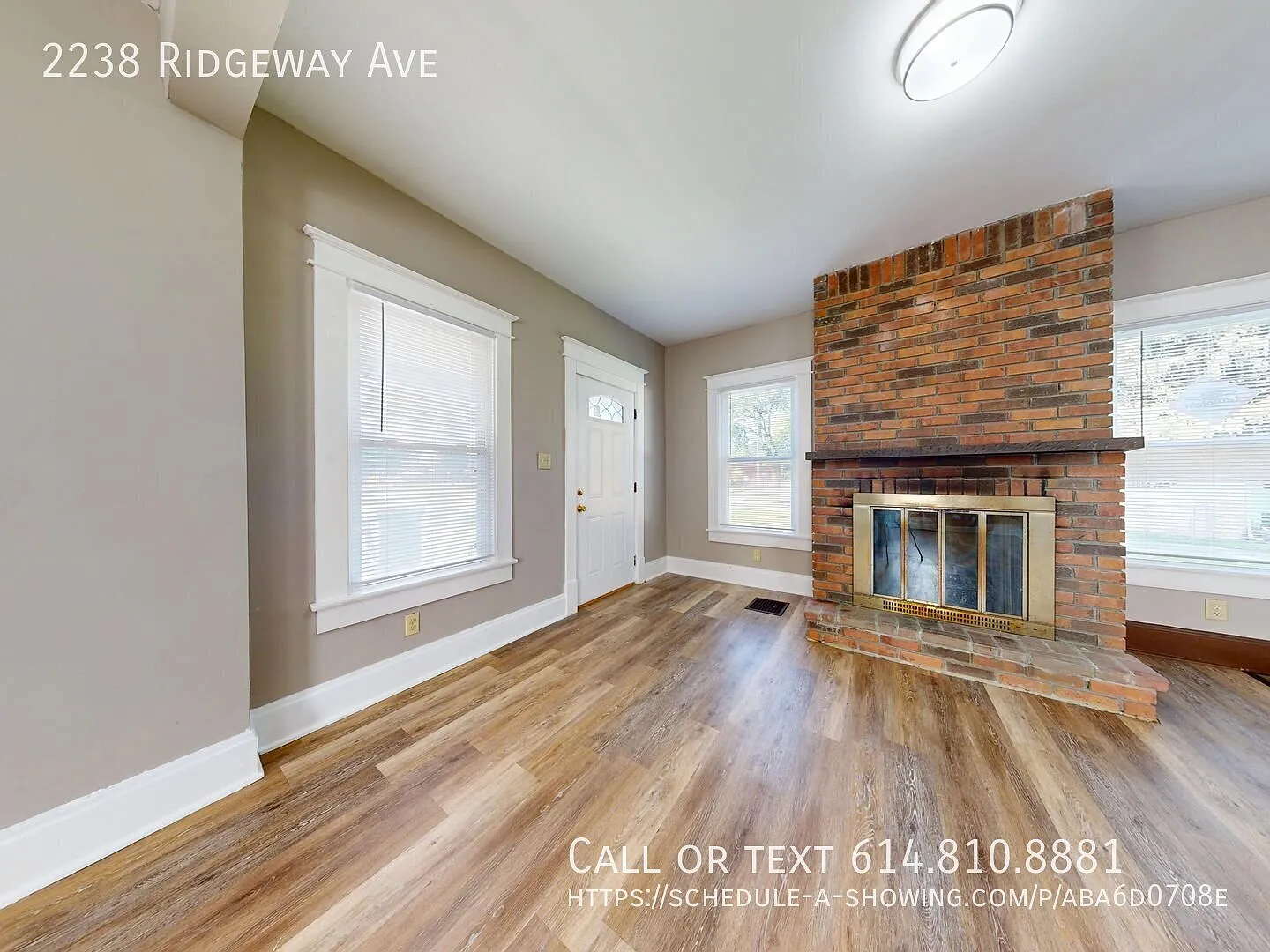 Beautifully Remodeled Home with Garage on a Large Corner Lot in Columbus — Photo 4