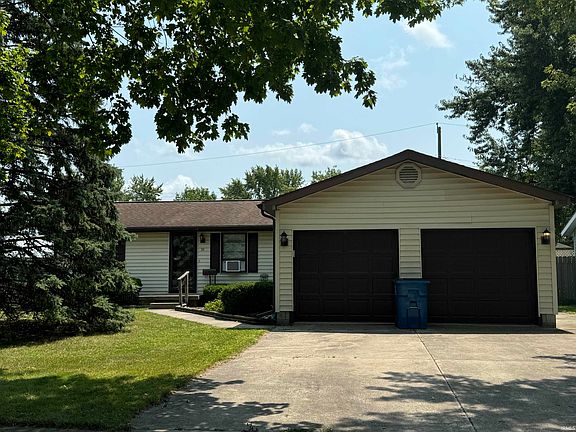 2nd image of 311 Birchwood Ct