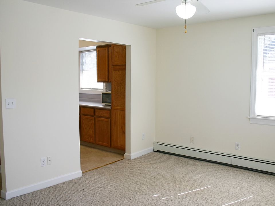 77 Valley Rd Cos Cob CT Zillow