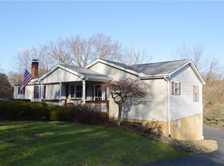 354 Shuster Dr, Freeport, PA 16229