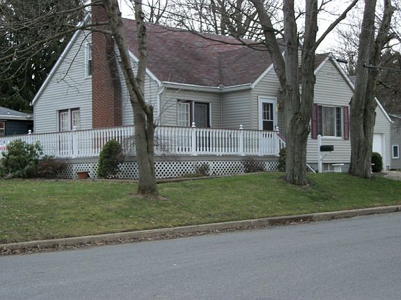 3rd image of 750 Park Ave