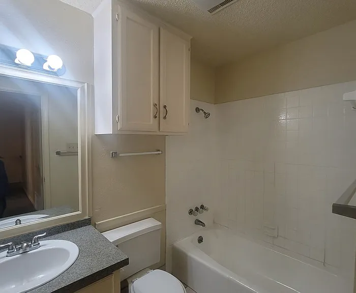 627 Overlook Ct — Photo 8
