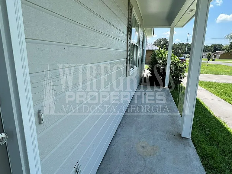 3621 Hillway Dr — Photo 15