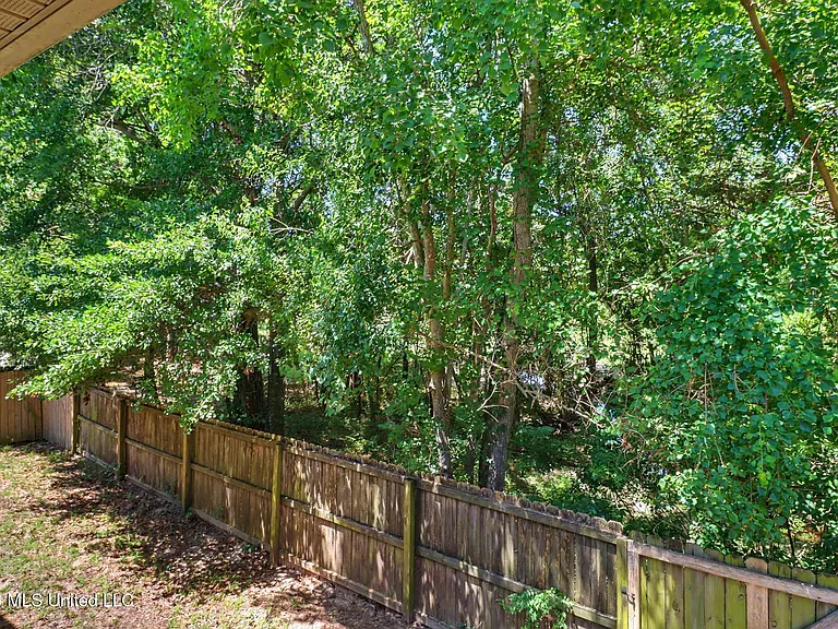 789 Bay Breeze Dr — Photo 23