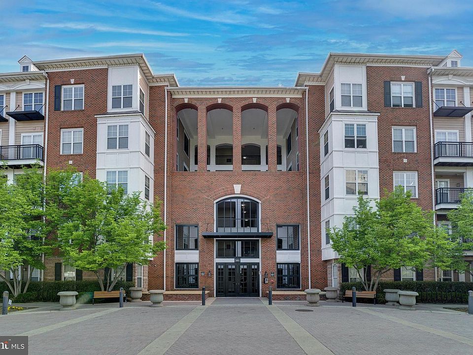1st image of 501 Hungerford Dr APT 462