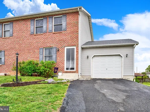 34 Larch Dr, Shippensburg, PA 17257