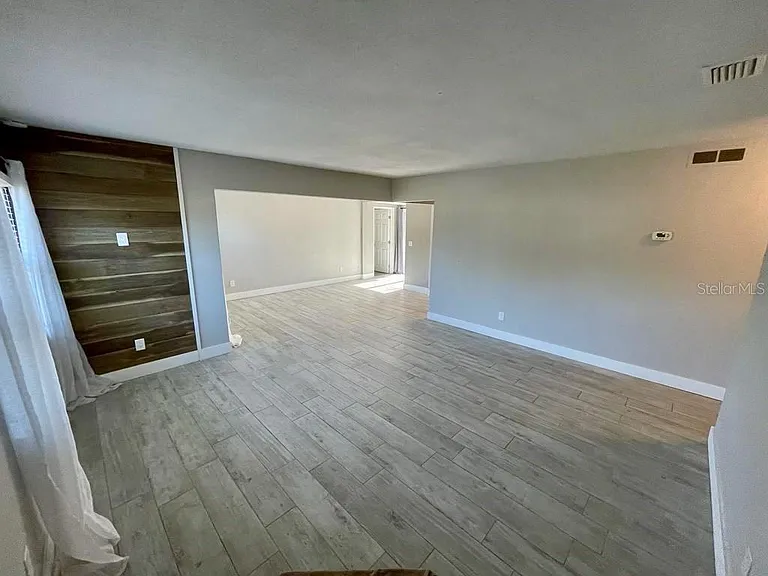 1277 Seminole St — Photo 3
