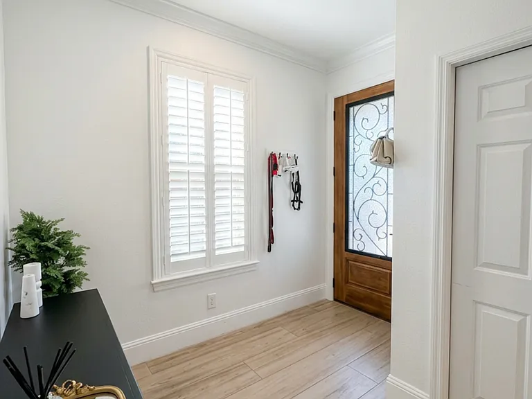 306 S Arrawana Ave #2 — Photo 3