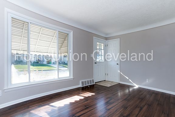 5th image of 12405 Bangor Ave
