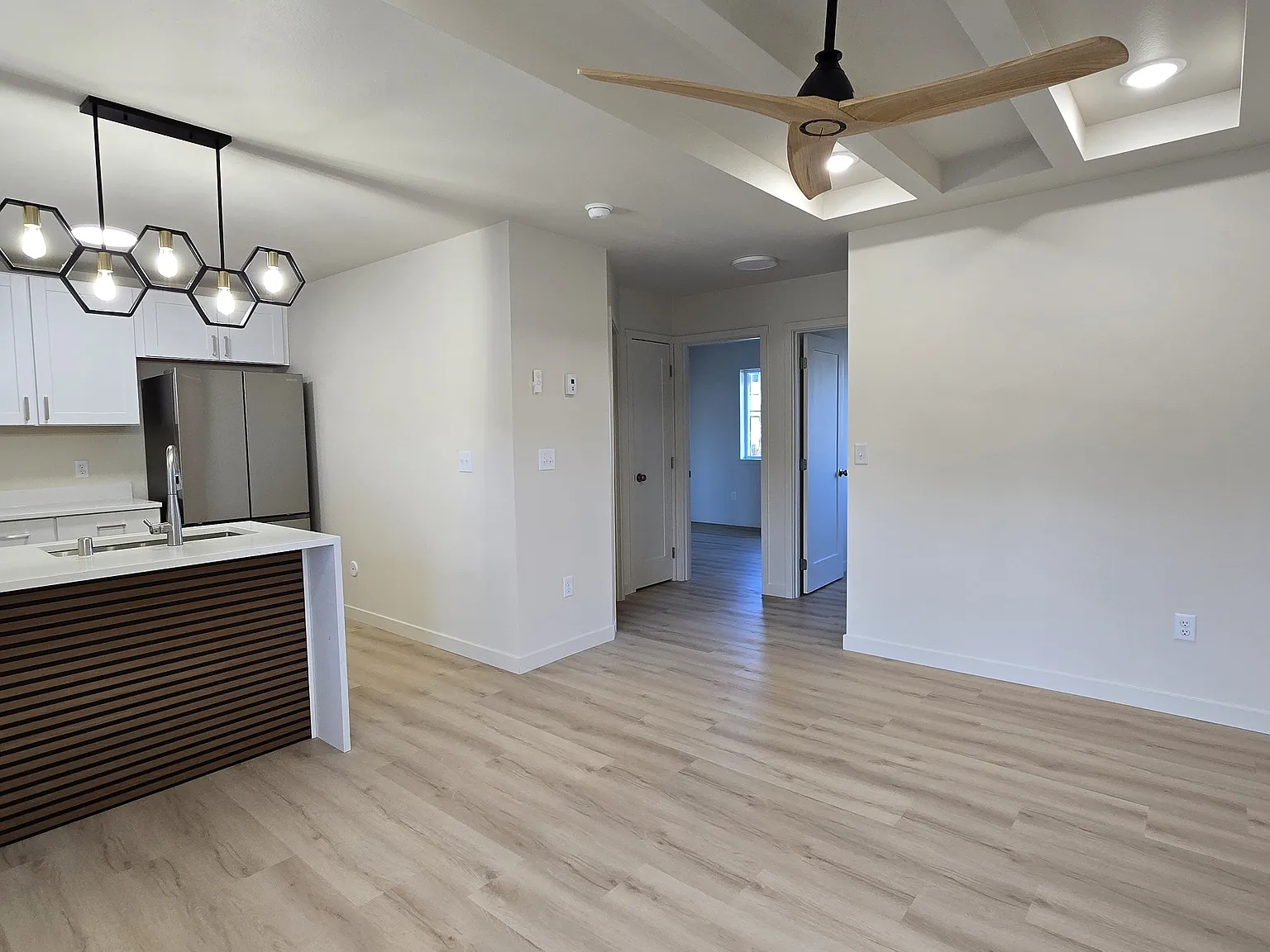 2 bed, $1,950 — Photo 2