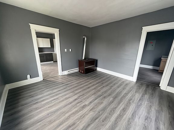 4th image of 533 E 14th St #2