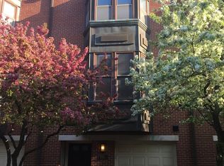 708 S Racine Ave APT C, Chicago, IL 60607