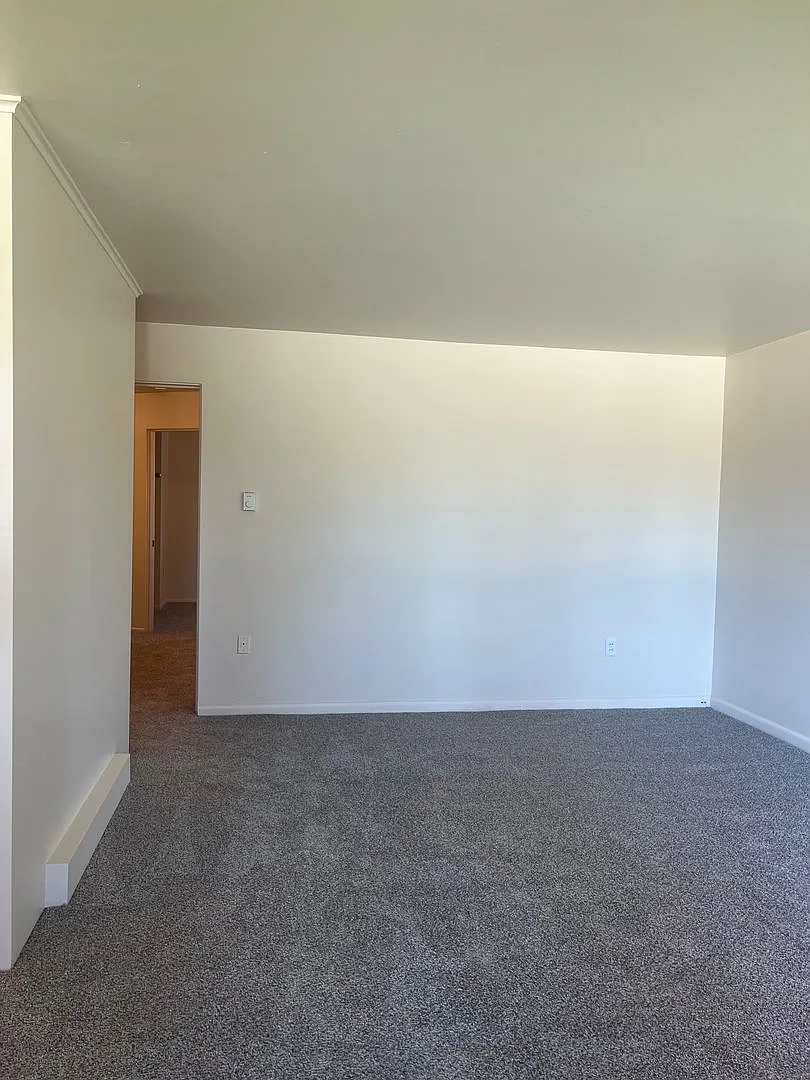 5127colbyave — Photo 3