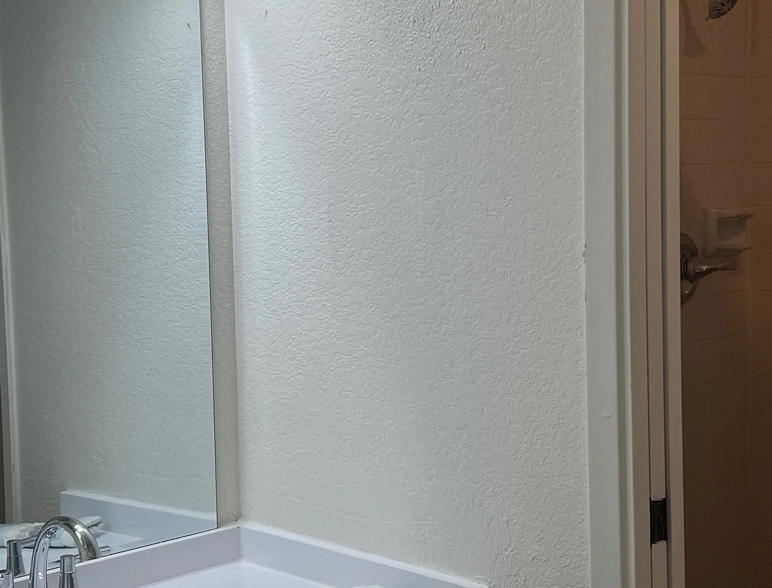 2 bed, 970 sqft, $1,300 — Photo 4