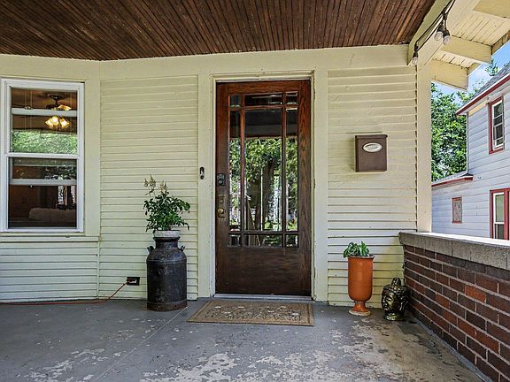 5th image of 1138 Worden St SE