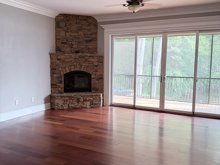 2143 Ridgecrest Cir #4 — Photo 4