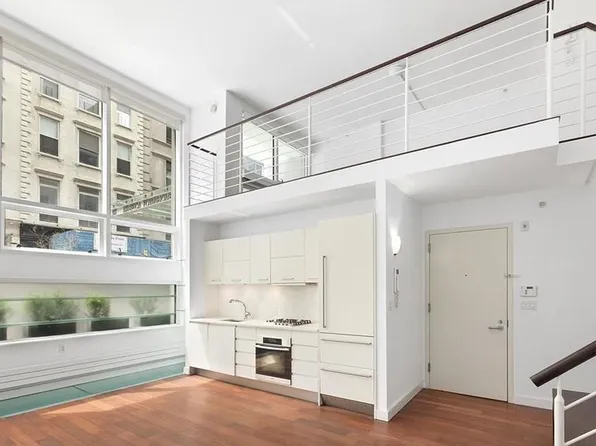 16 Warren St APT 2, New York, NY 10007