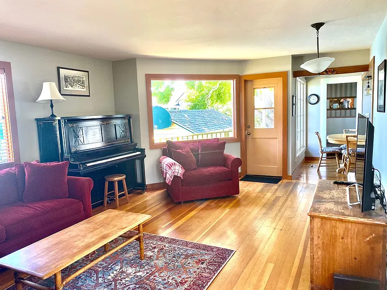 247 Granite St — Photo 12