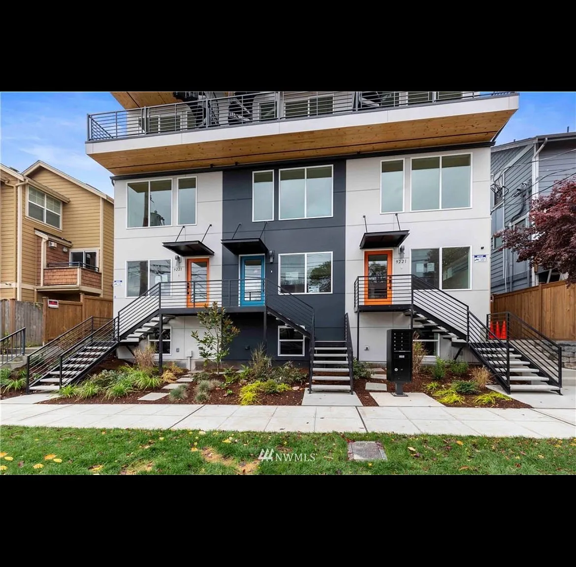 3 bed, 1720 sqft, $3,450 — Photo 1
