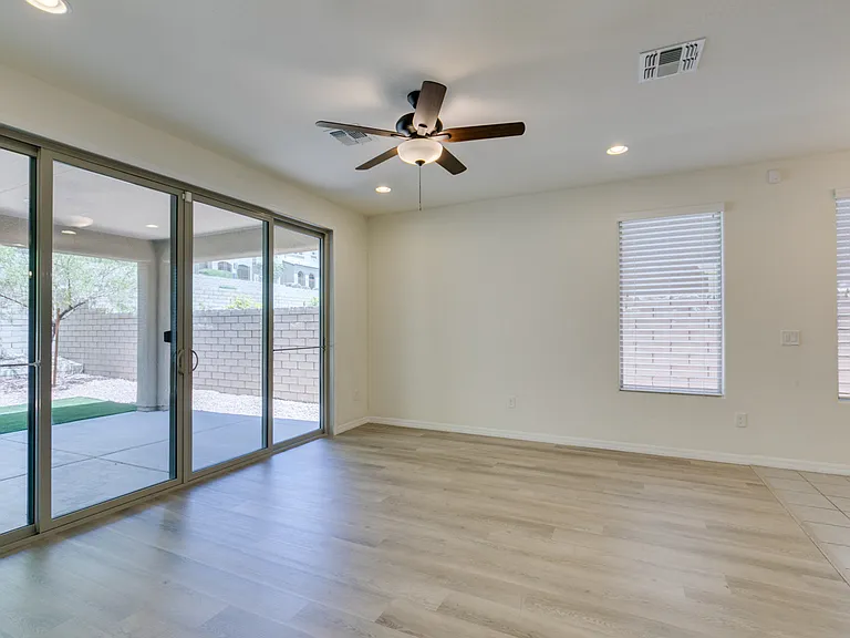 135 Berneri Dr — Photo 17