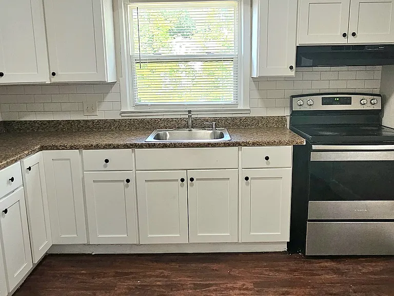 10 Springside Ave #4D — Photo 1