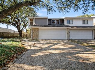 2920 Shady Lake Cir, Carrollton, TX 75006